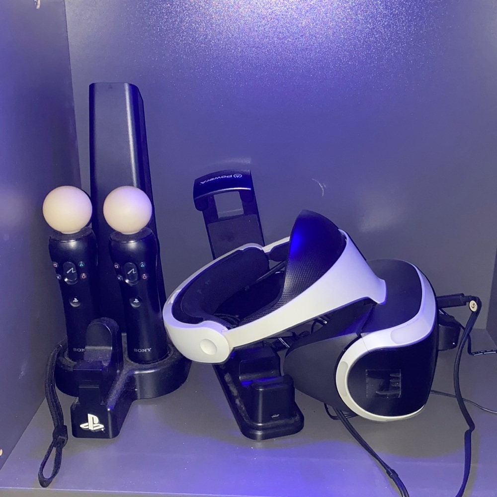 PlayStation VR Headset Bundle